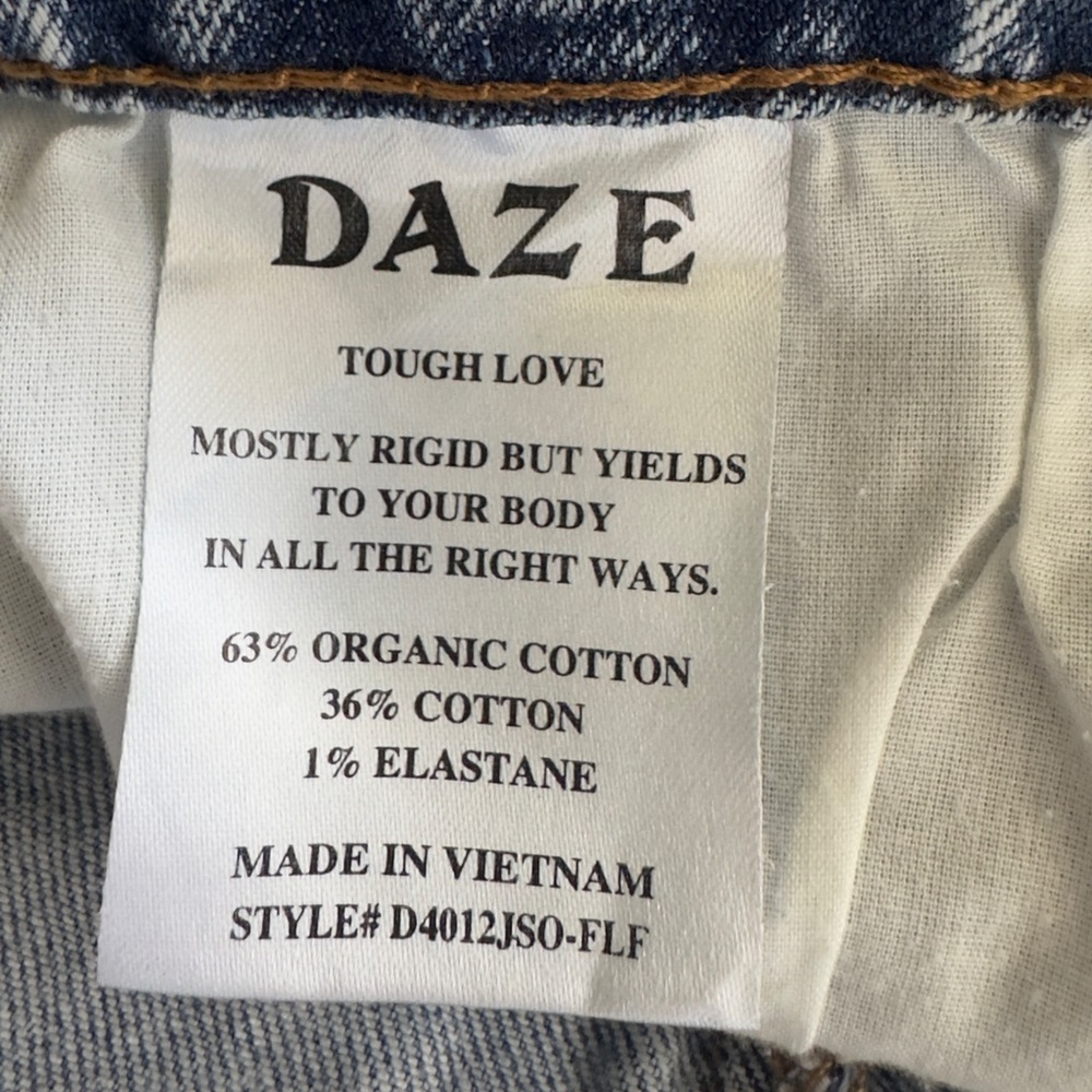 DAZE Tough Love Denim Shorts Size 29 - Picture 7 of 12
